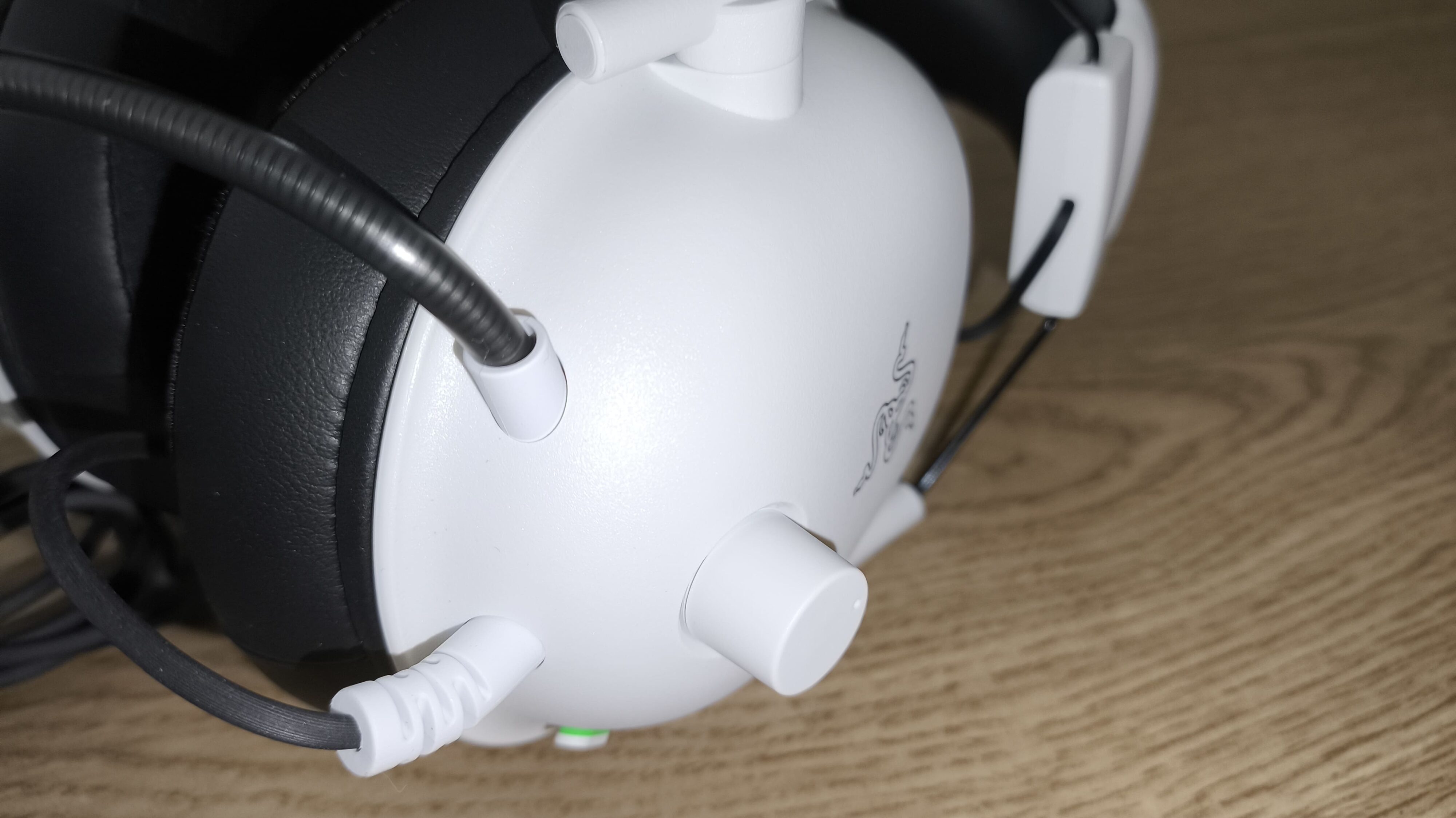 Razer Blackshark V2 X White Edition - recenzja słuchawek